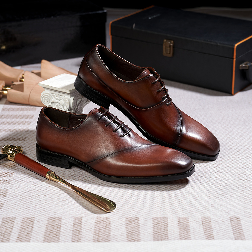 แฟชั่นขนาดใหญ่ Low Cut Casual  - Large Men Formal Wear บทวิจารณ์และราคา
